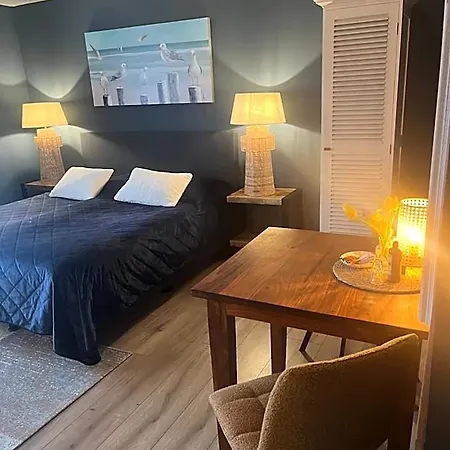 Bed & Breakfast De Koog Texel 4*